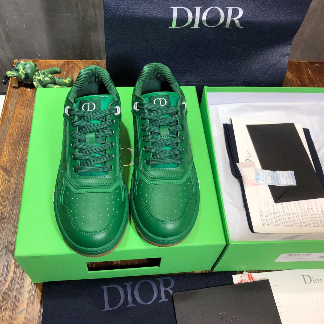 DIO Sneakers