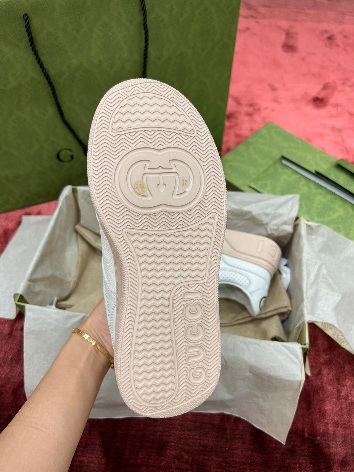 Sneakers & Shoes