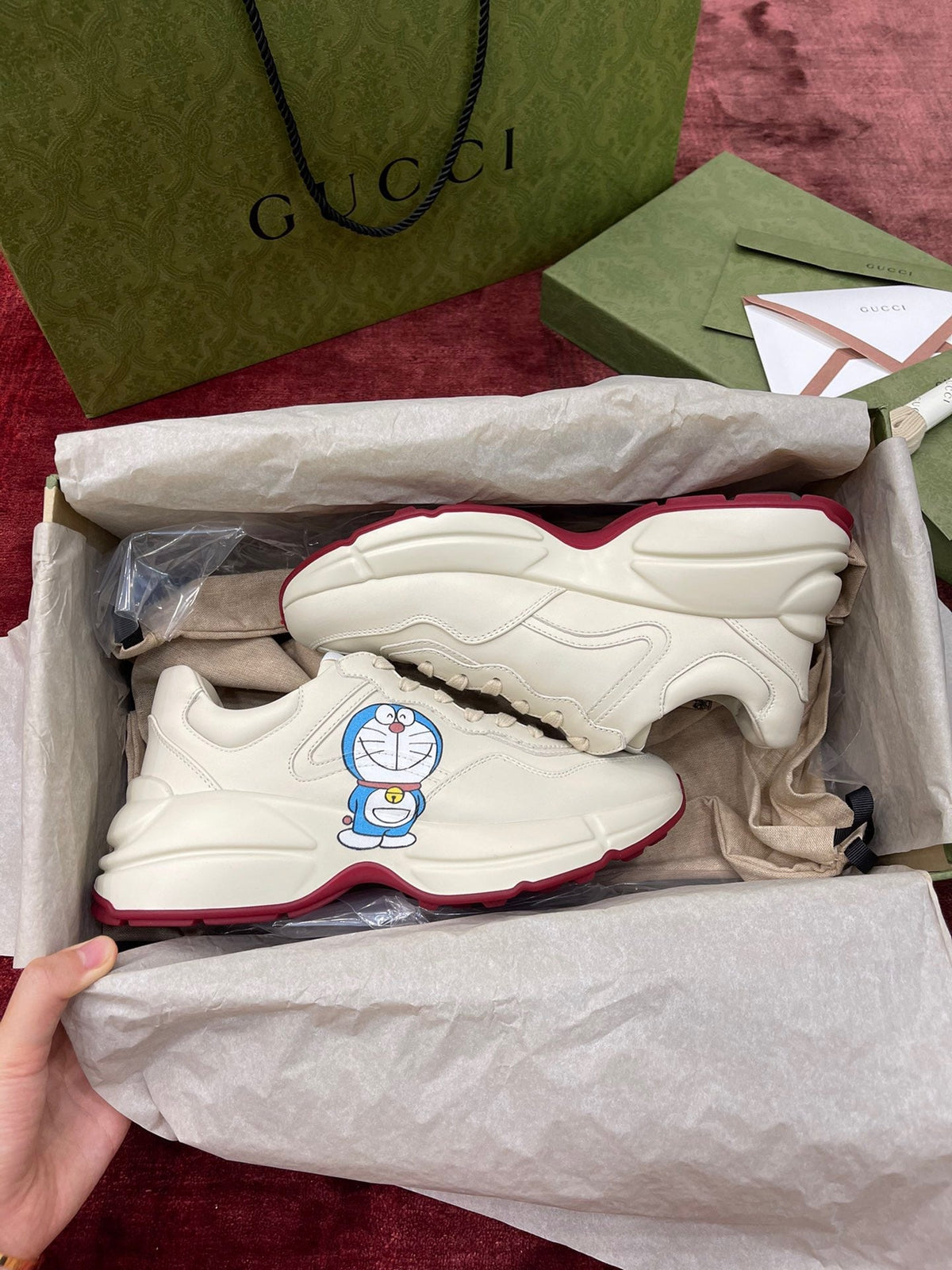 Sneakers & Shoes