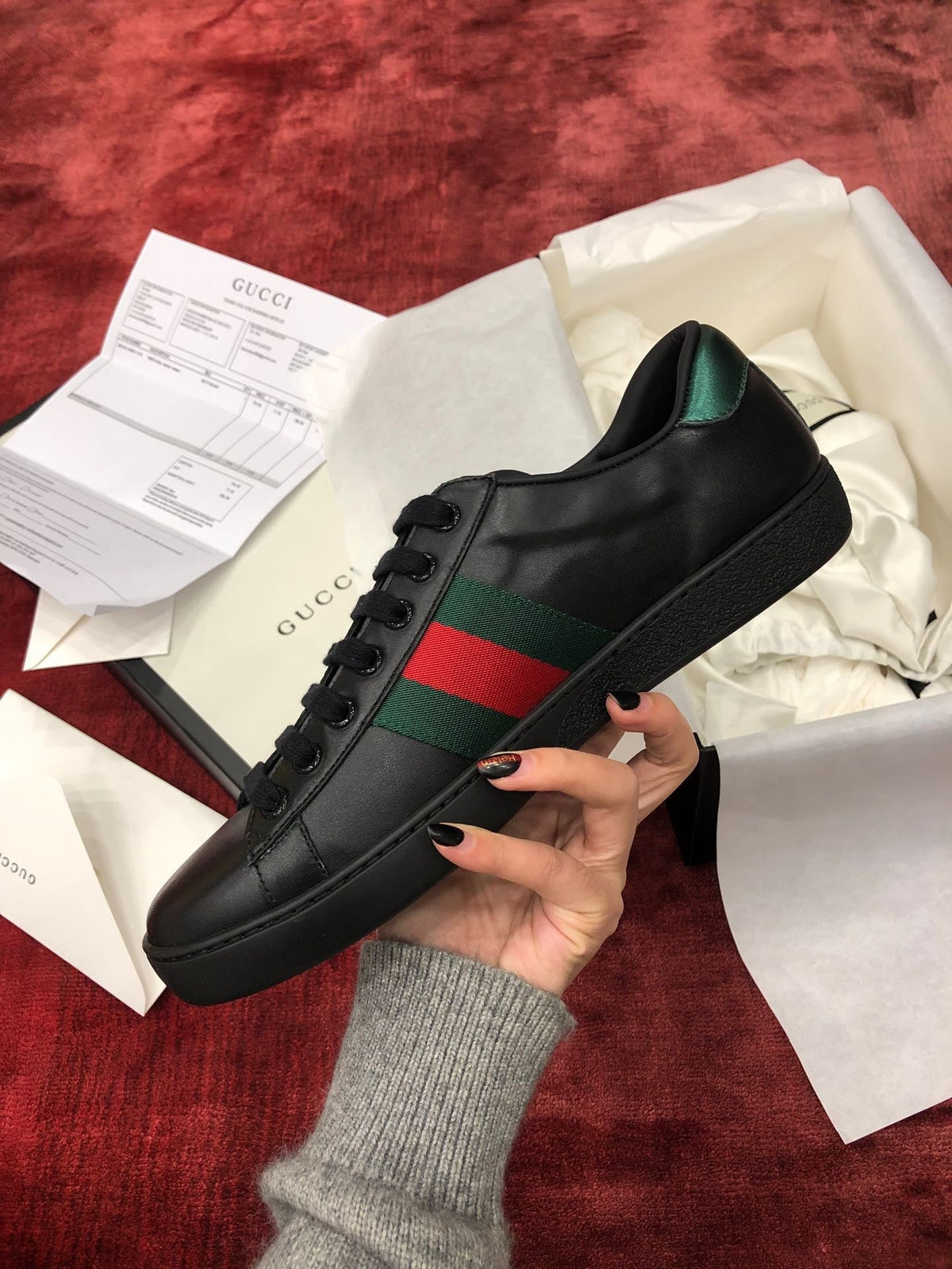 Sneakers & Shoes