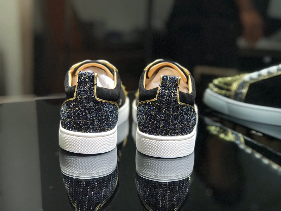 Sneakers & Shoes