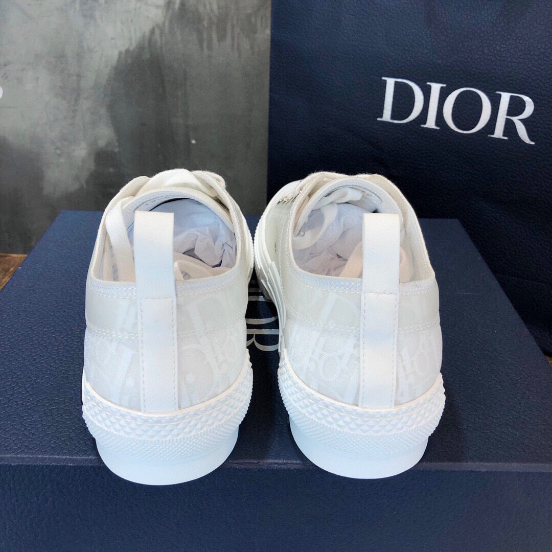 DIO Sneakers