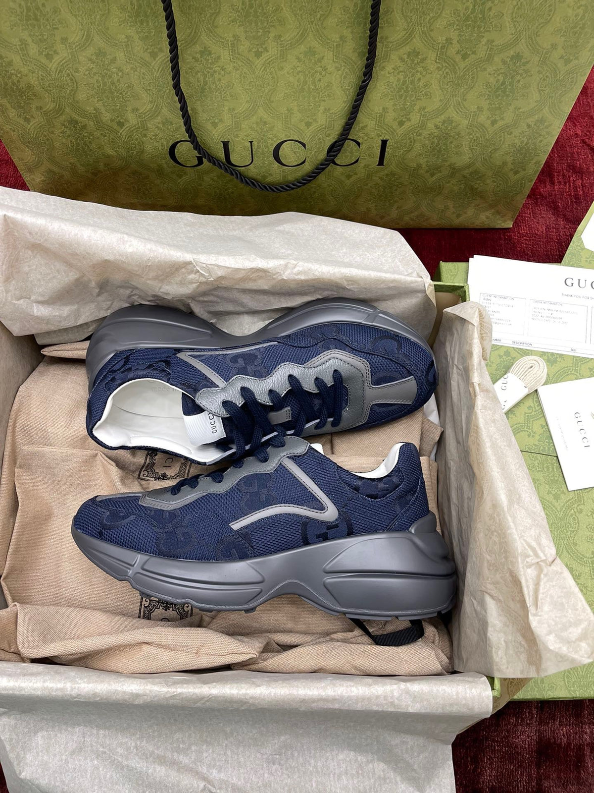 Sneakers & Shoes