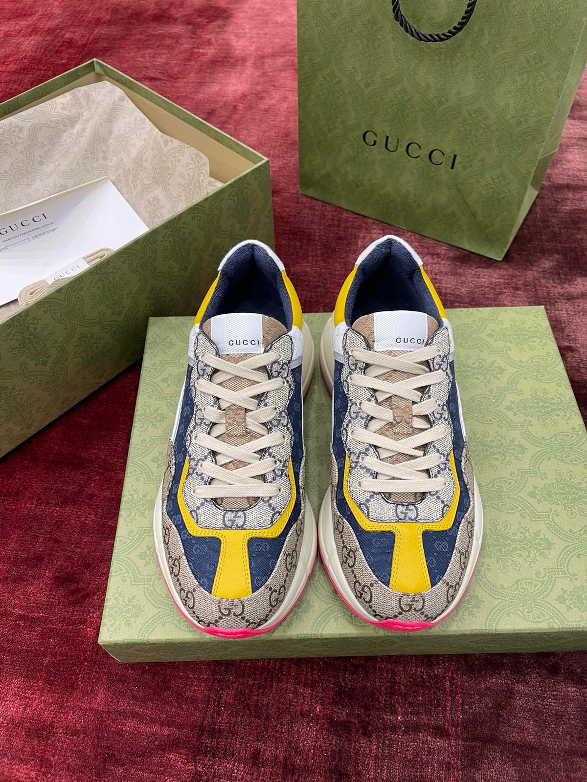 Sneakers & Shoes