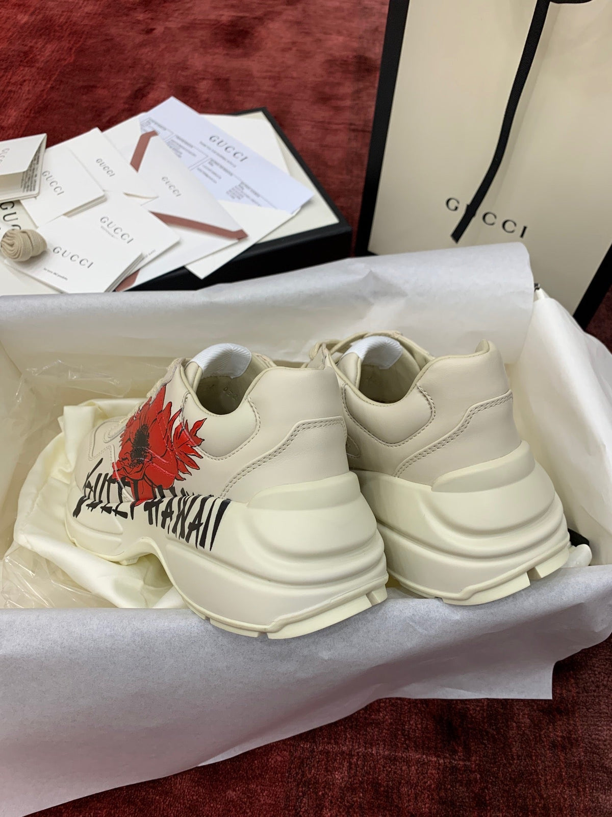 Sneakers & Shoes