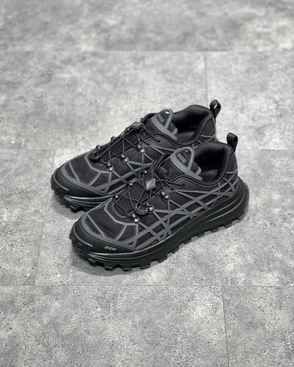 DIO Sneakers