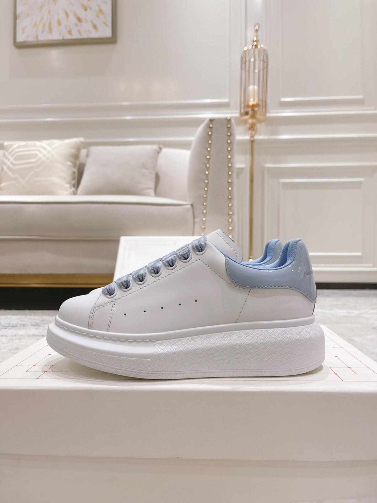 Sneakers & Shoes