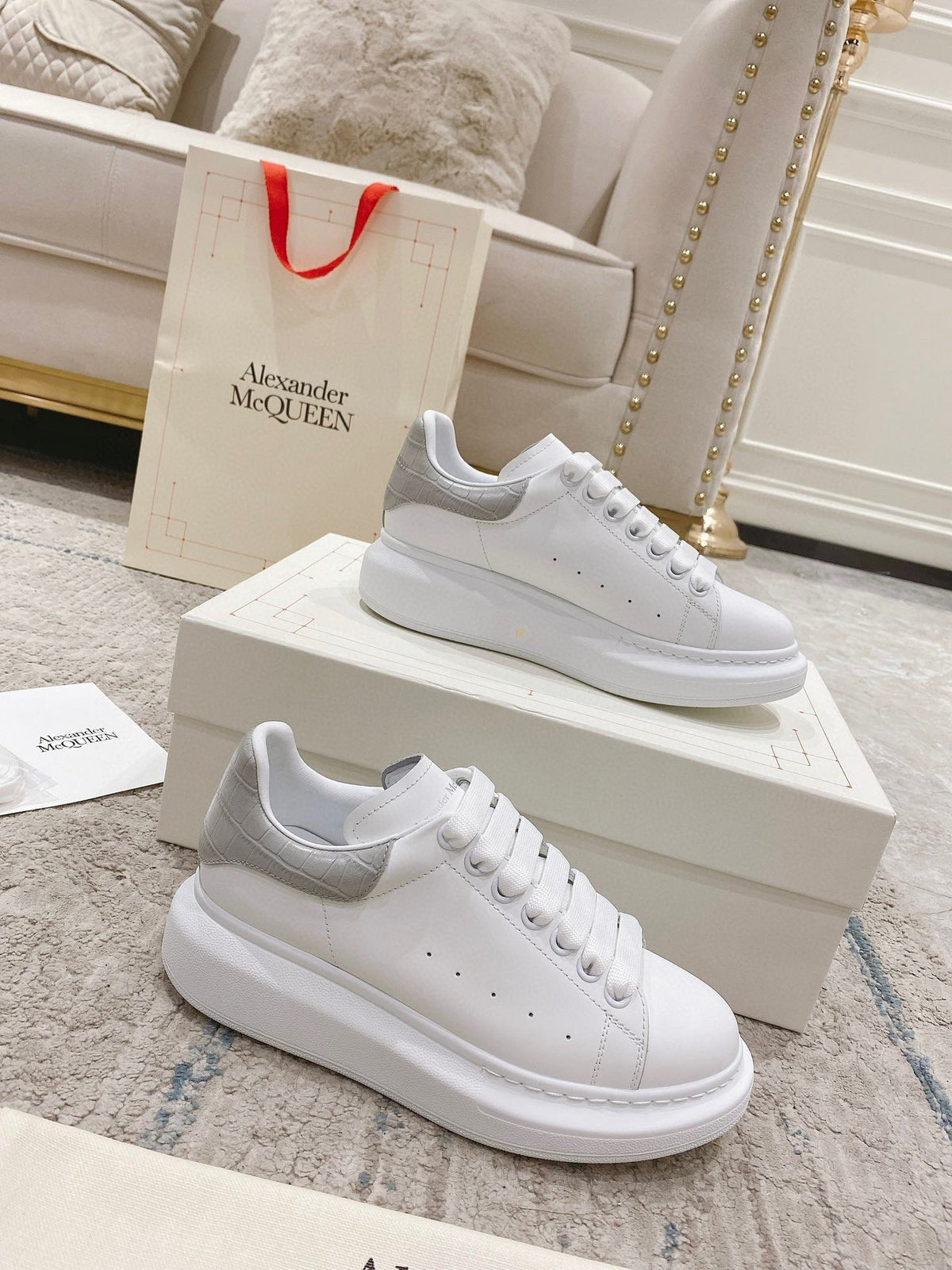 Sneakers & Shoes