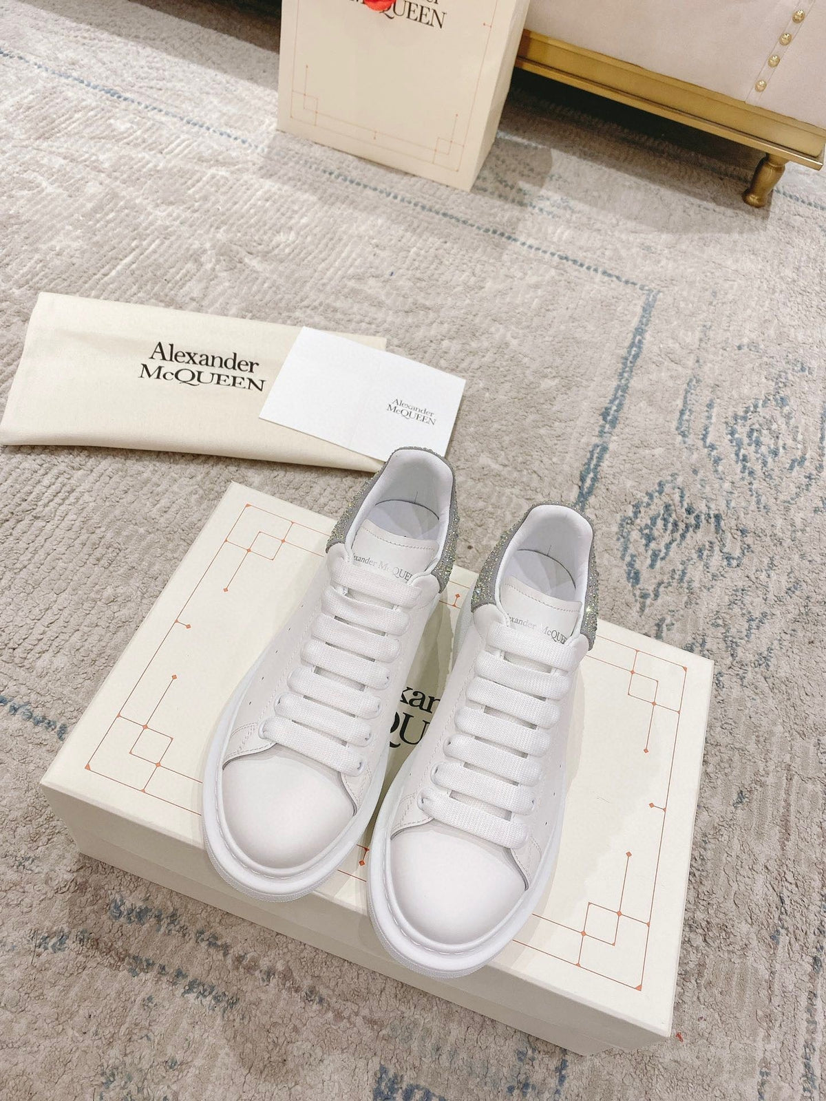 Sneakers & Shoes