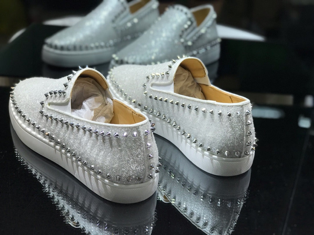 Sneakers & Shoes