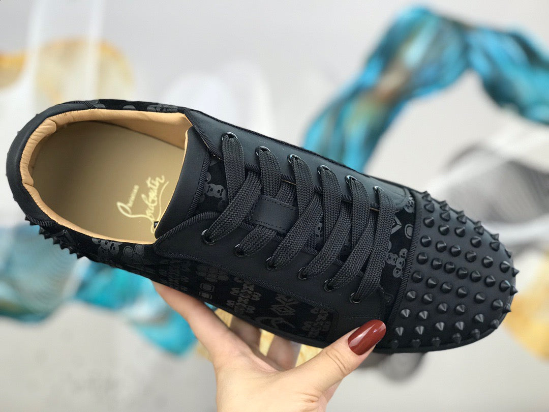 Sneakers & Shoes