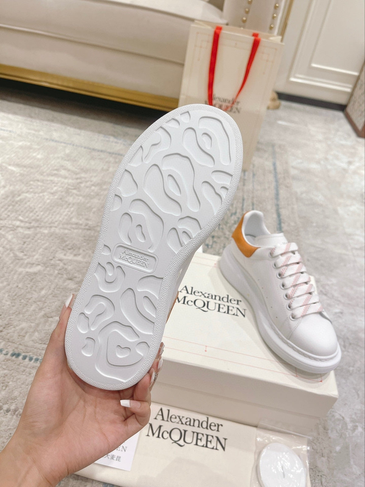 Sneakers & Shoes