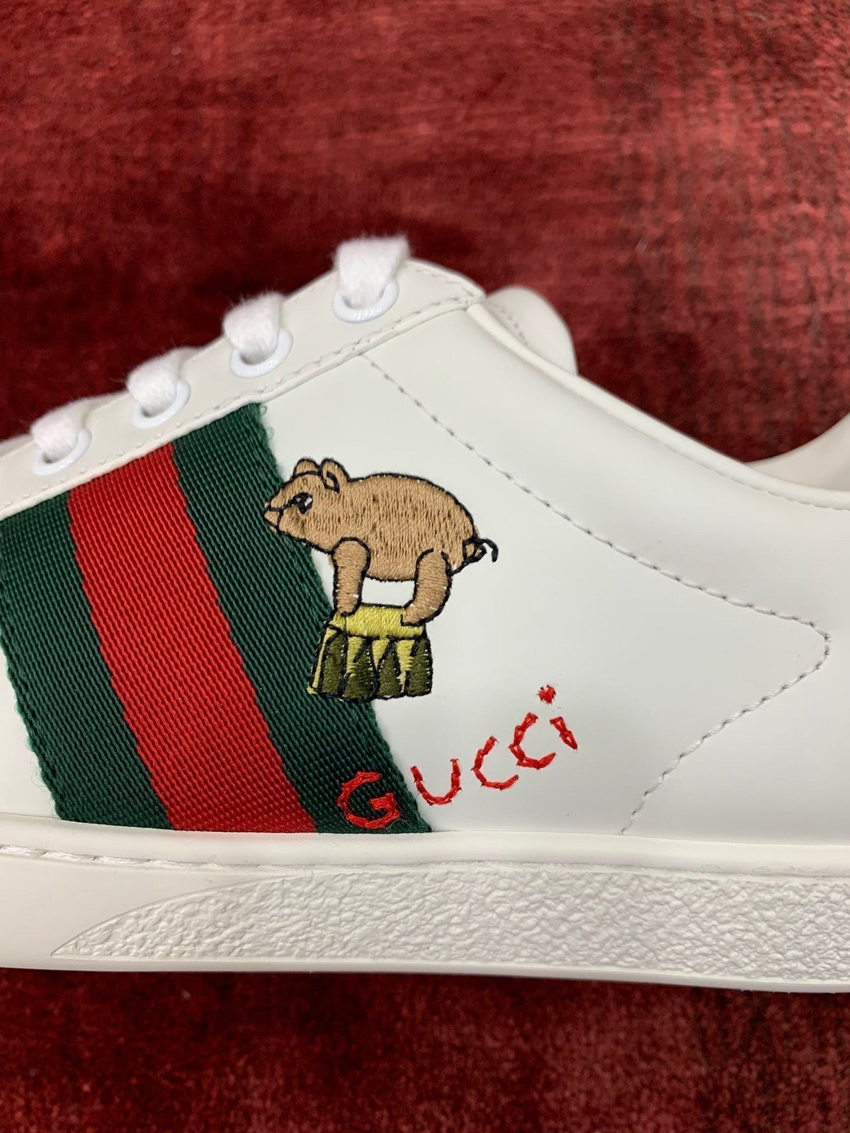 Sneakers & Shoes