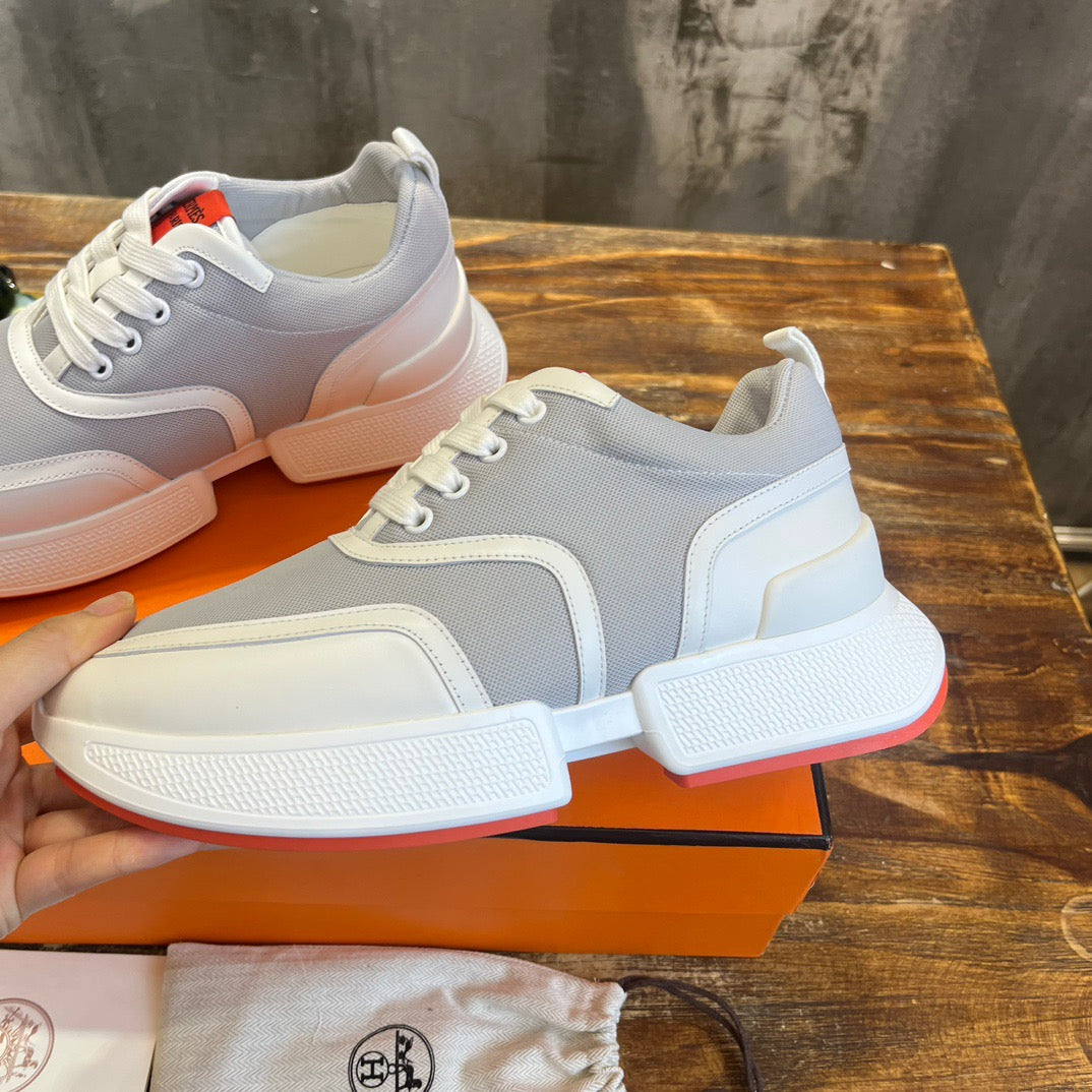 HERM Sneakers