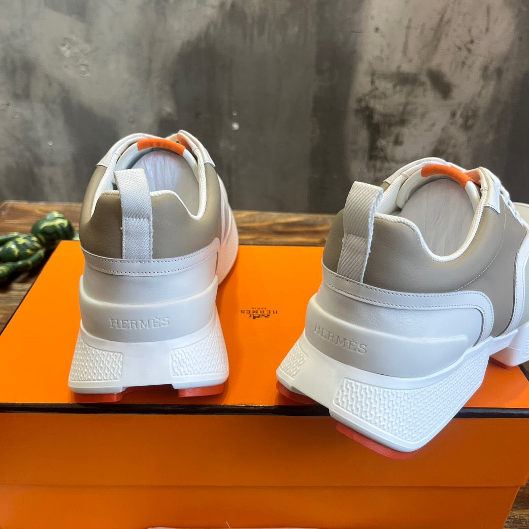 HERM Sneakers