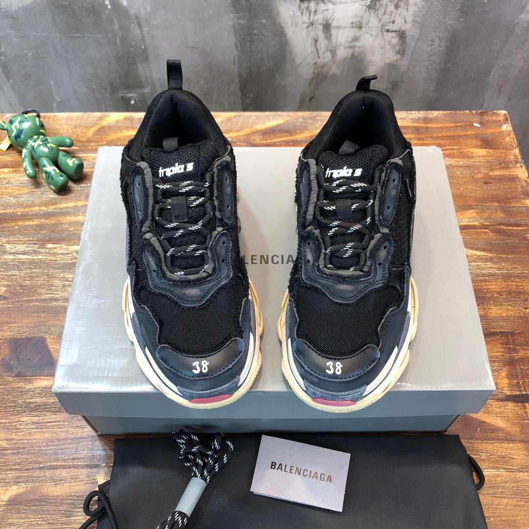 BLCG Sneakers