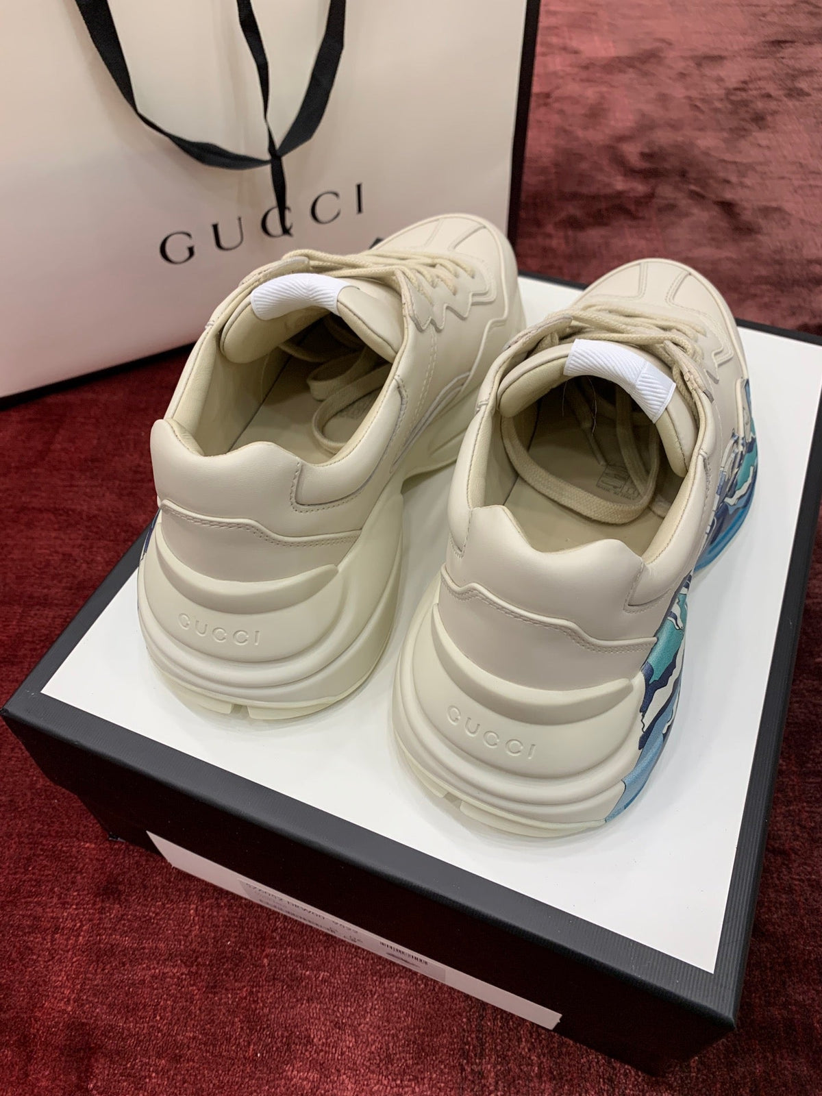 Sneakers & Shoes