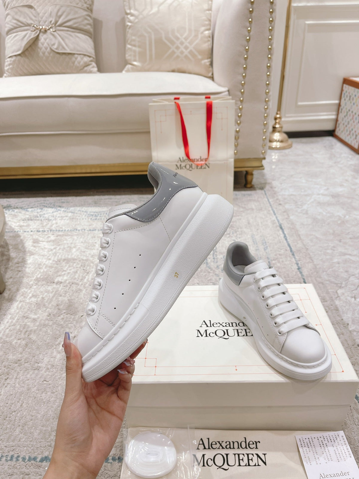Sneakers & Shoes