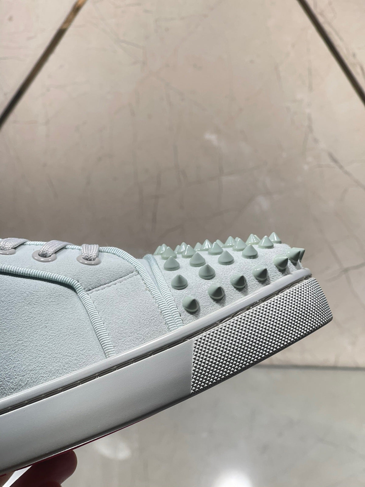 Sneakers & Shoes