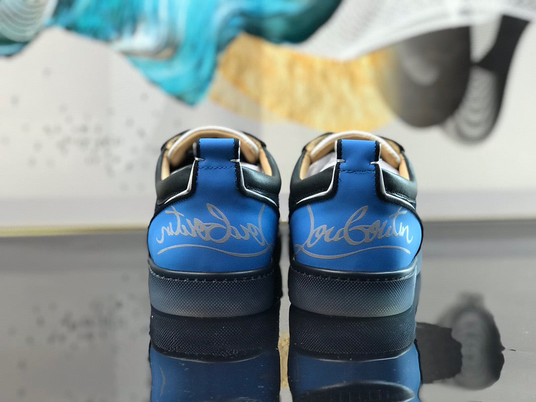 Sneakers & Shoes