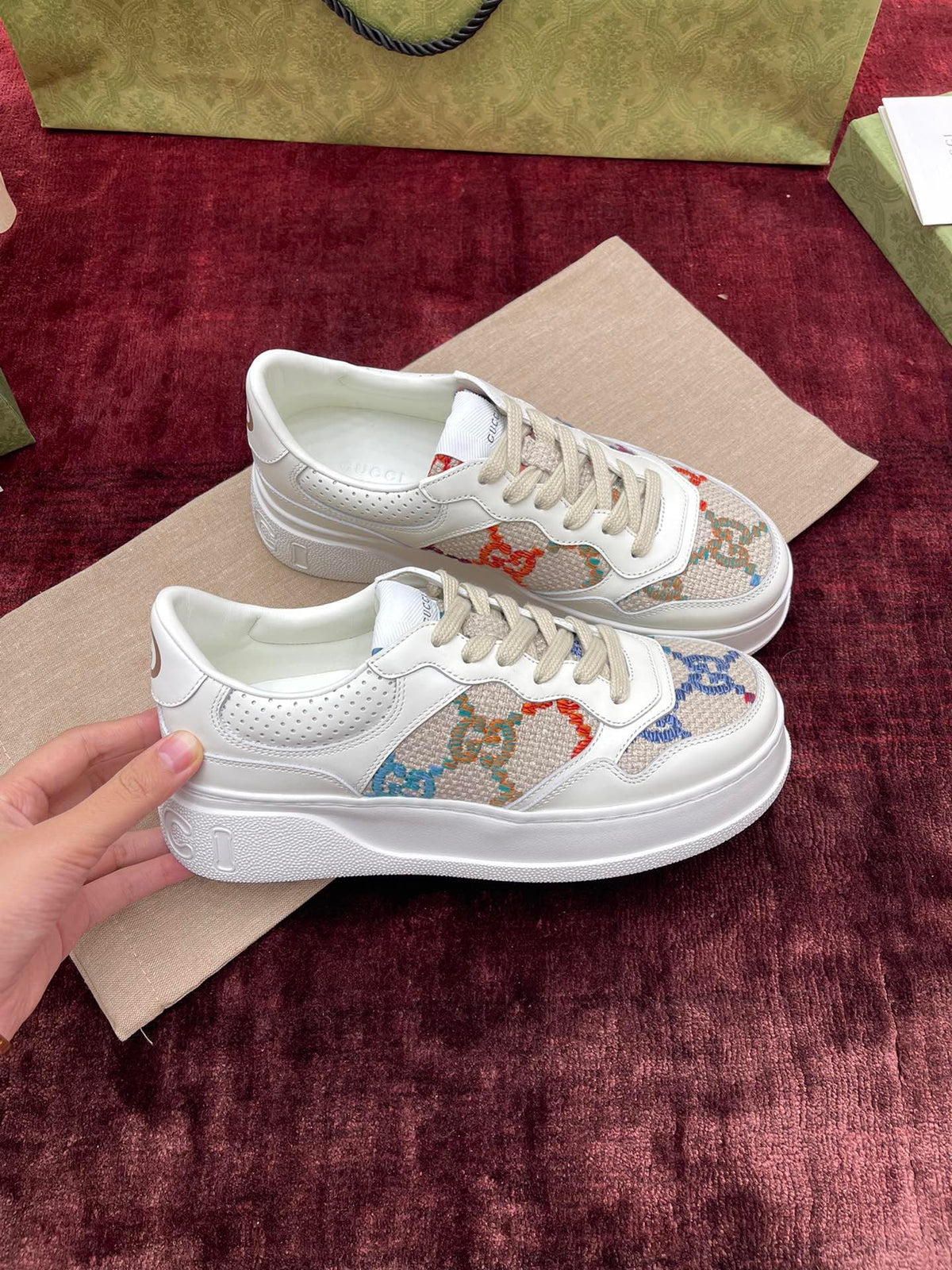Sneakers & Shoes