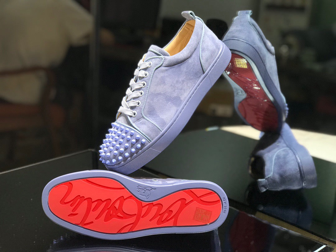 Sneakers & Shoes