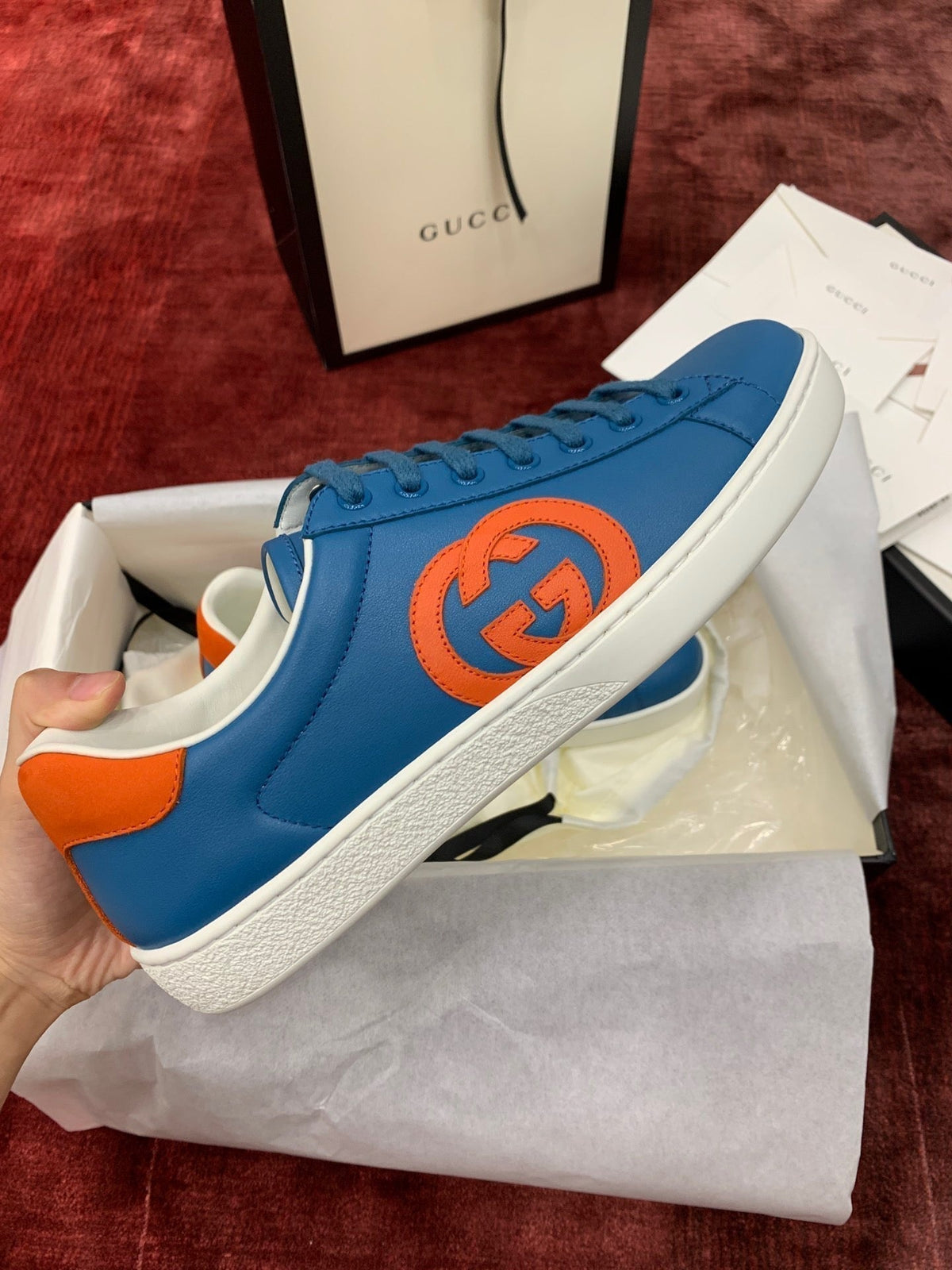 Sneakers & Shoes