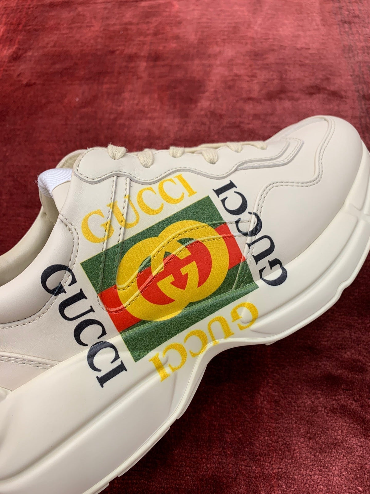 Sneakers & Shoes