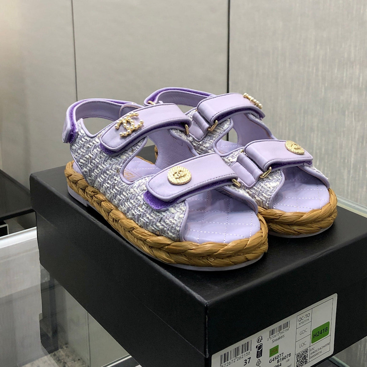 VELCRO SANDALS IN PALE PURPLE LAMBSKIN AND TWEED FABRIC