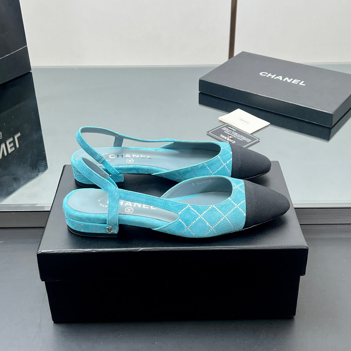 CC SLINGBACK 25S 25 MM IN BLUE SUEDE AND BLACK FABRIC