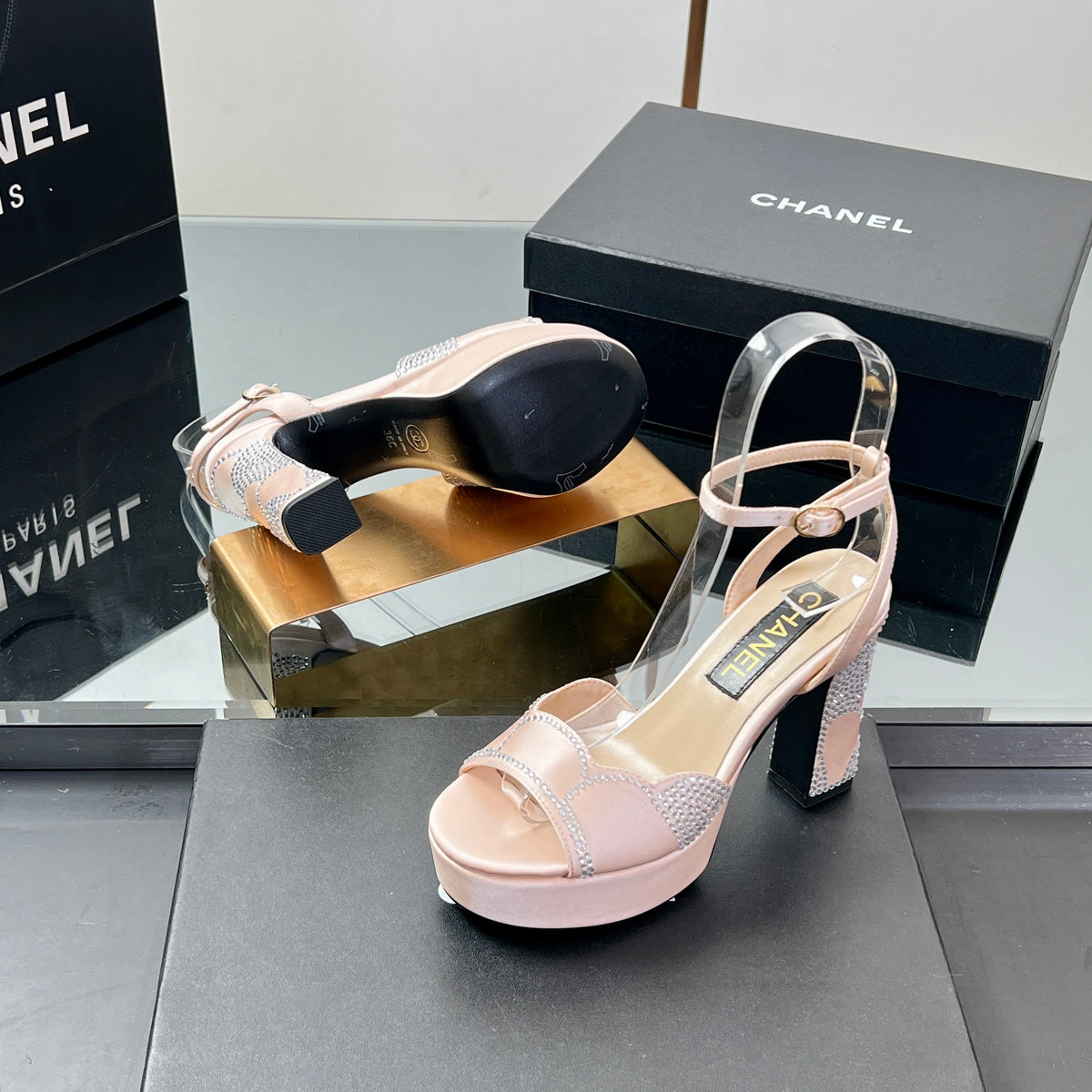 HIGH HEELS SANDAL 90 MM IN APRICOT PINK CALFSKIN AND STONE