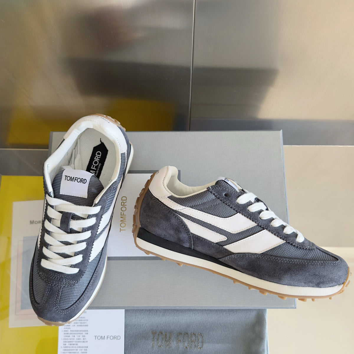 TOM FORD 26S SNEAKERS IN DARK GREY SUEDE