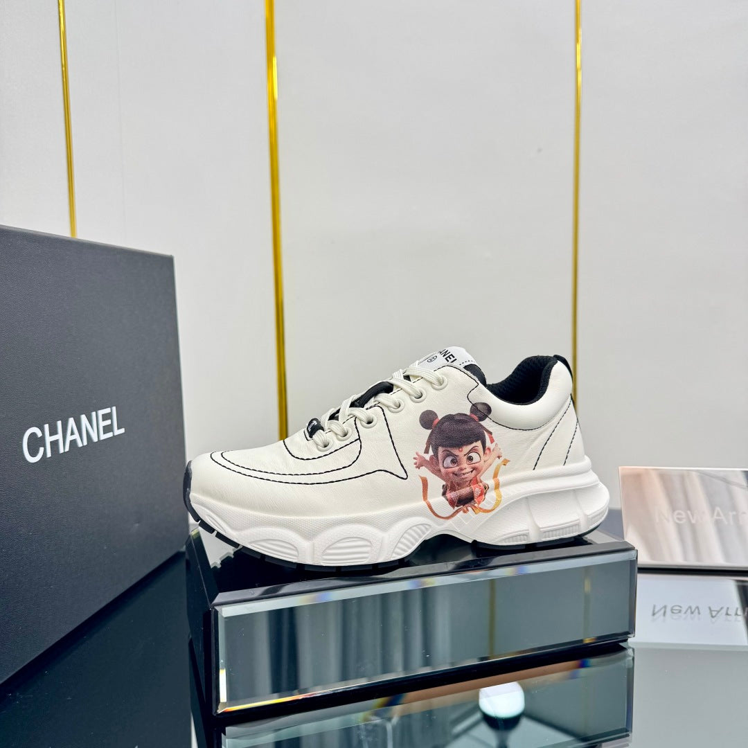 TRAINERS SNEAKER IN WHITE CALFSKIN WITH STICKER 238626