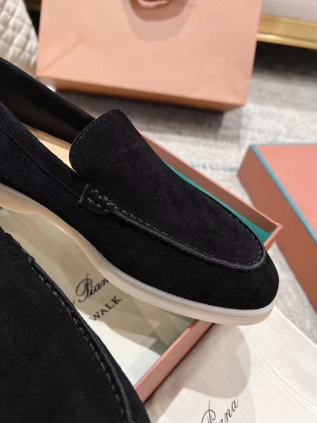 LP LOAFERS 25S IN BLACK SUEDE
