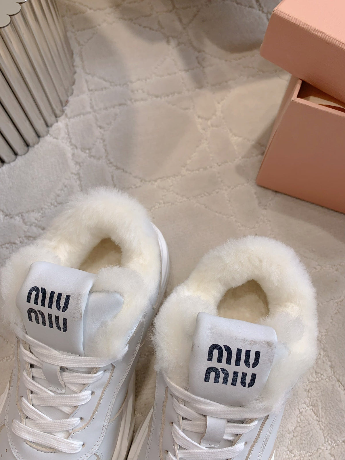 THICK SOLE SNEAKERS IN CHROME GRAY LAMBSKIN WITH RABBIT FUR LINING