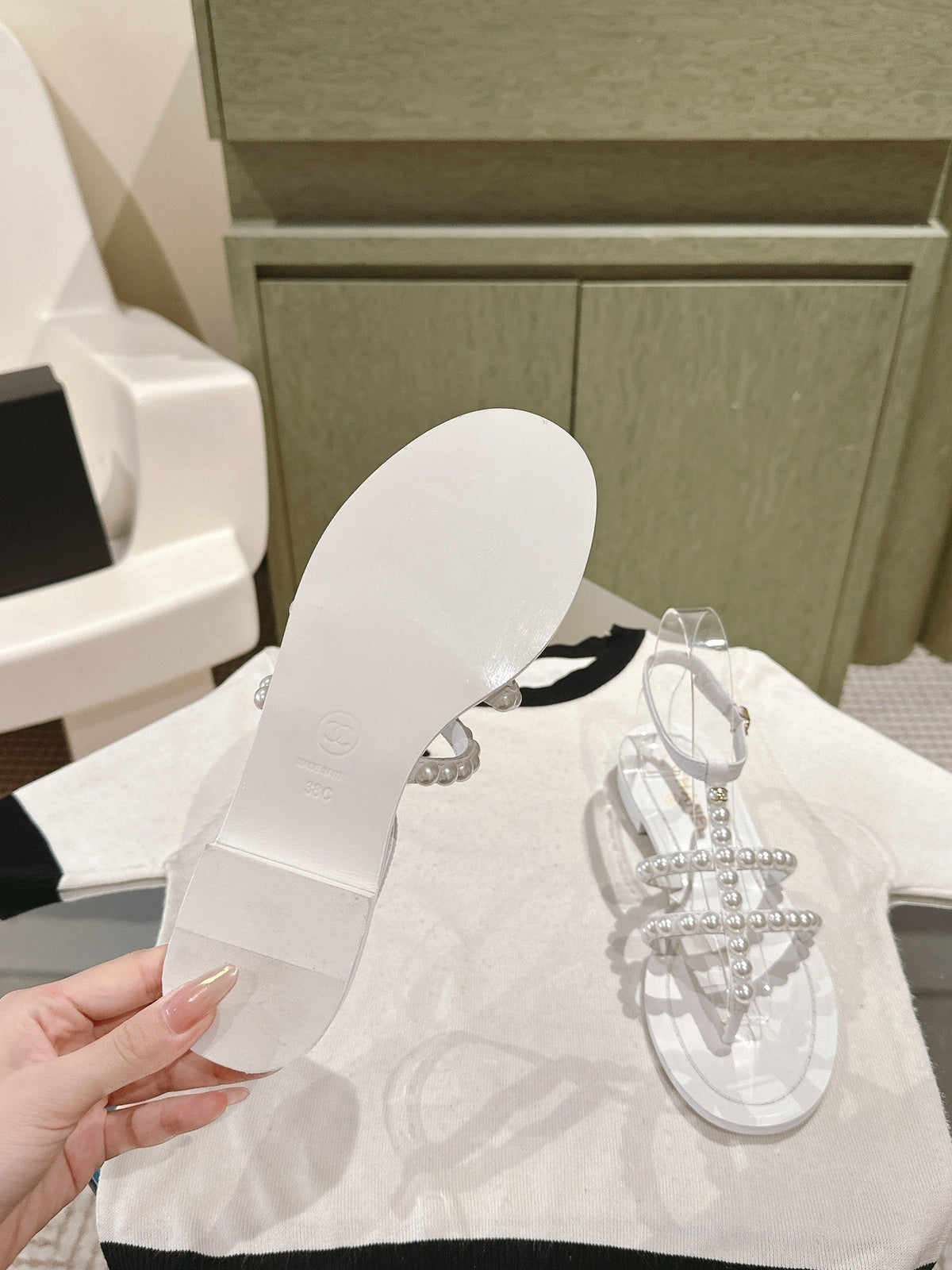 CC SANDALS PEARL ROMAN IN WHITE LAMBSKIN