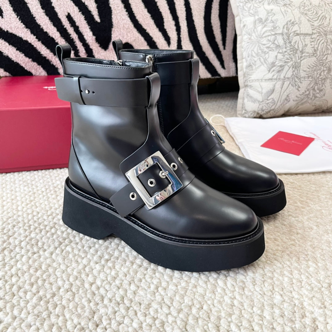 VIV' RANGERS ANKLE BOOT IN BLACK CALFSKIN WITH METAL BUCKLE