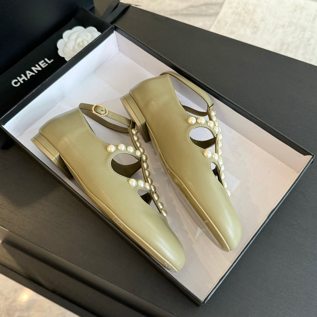 MARY JANES SHOES ECRU BEIGE GOATSKIN WITH FAUX PEARL