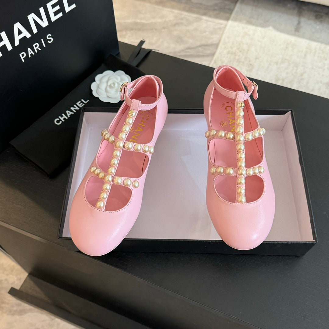 MARY JANES SHOES LIGHT PINK GOATSKIN WITH FAUX PEARL