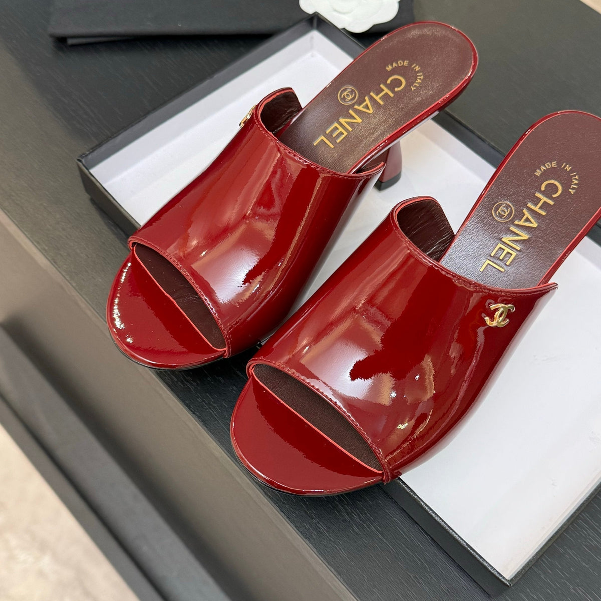 PEEP TOE MULE 85MM IN WINE RED PATENT CALFSKIN