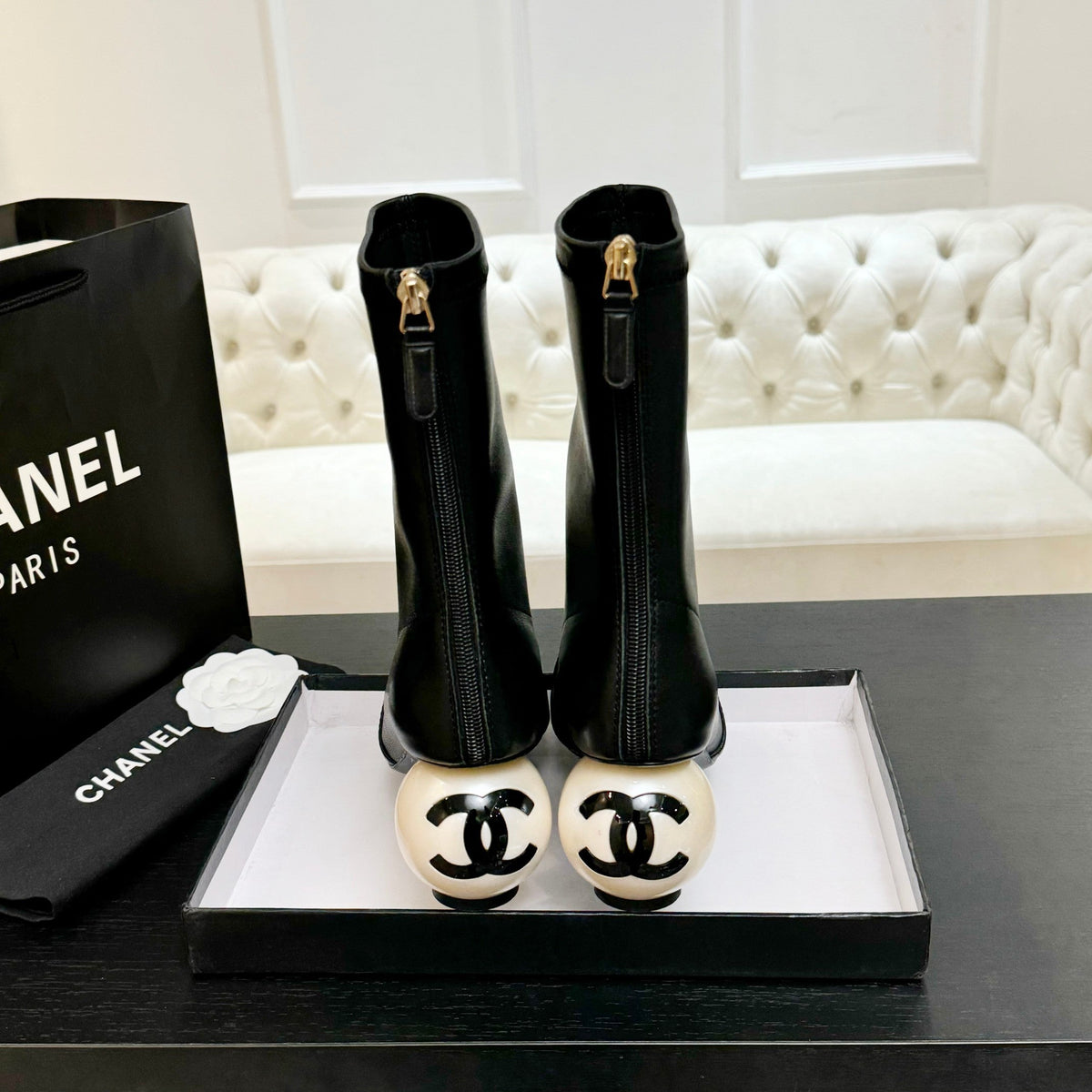 CC PEARL BOOTS 65MM IN BLACK CALFSKIN