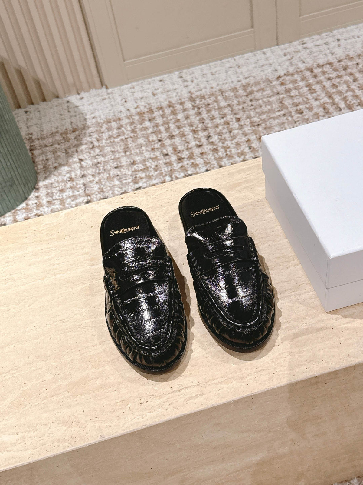 YSL 25S LOAFER MULE IN BLACK GLOSSY CALFSKIN