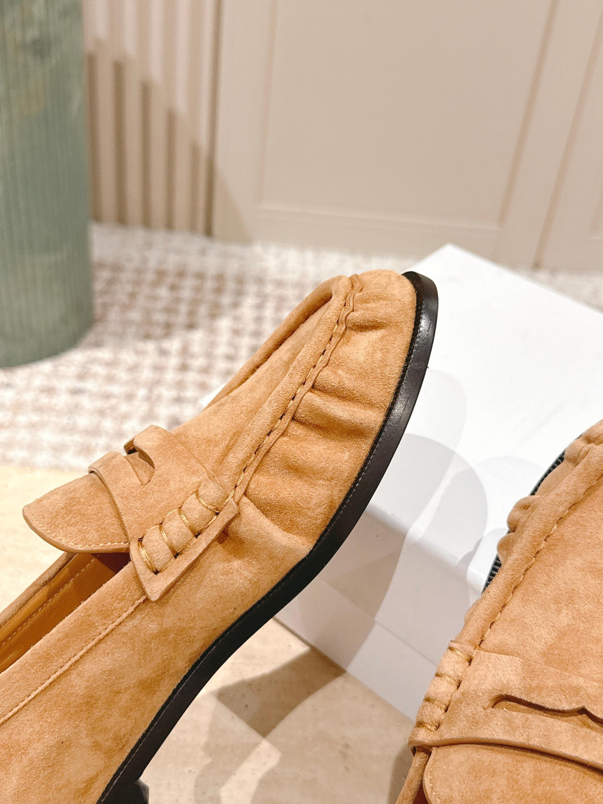 YSL 25S SAINT LAURENT LOAFERS IN BROWN SUEDE WITH SMALL LOGO