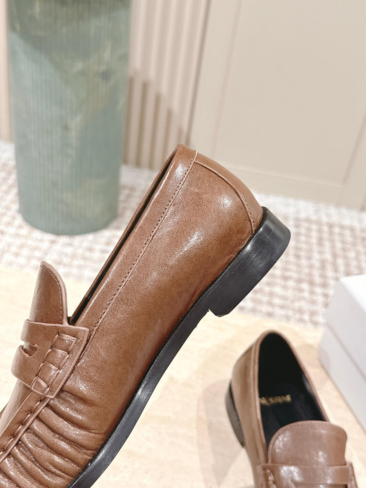 YSL 25S SAINT LAURENT LOAFERS IN BROWN CALFSKIN WITH SMALL LOGO