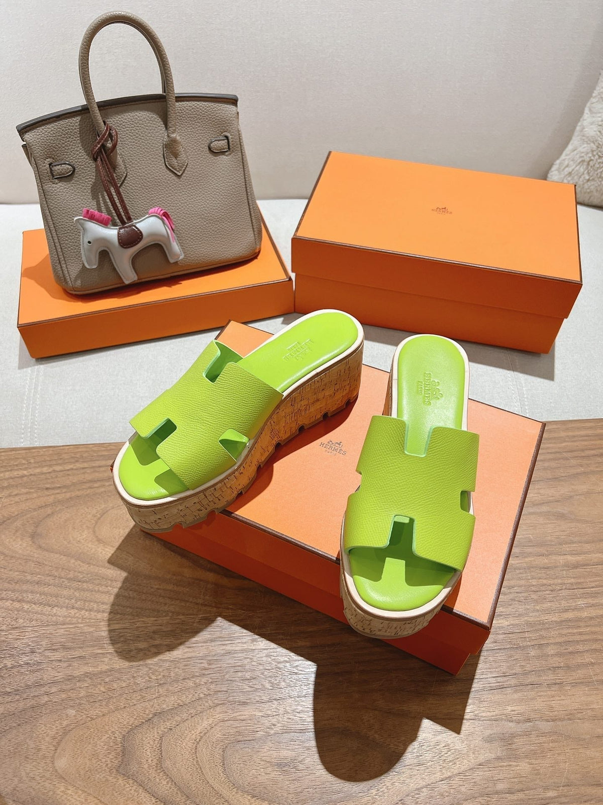 HM 25S HIGH WEDGE SANDALS IN SPRING GREEN LAMBSKIN STYLE 22