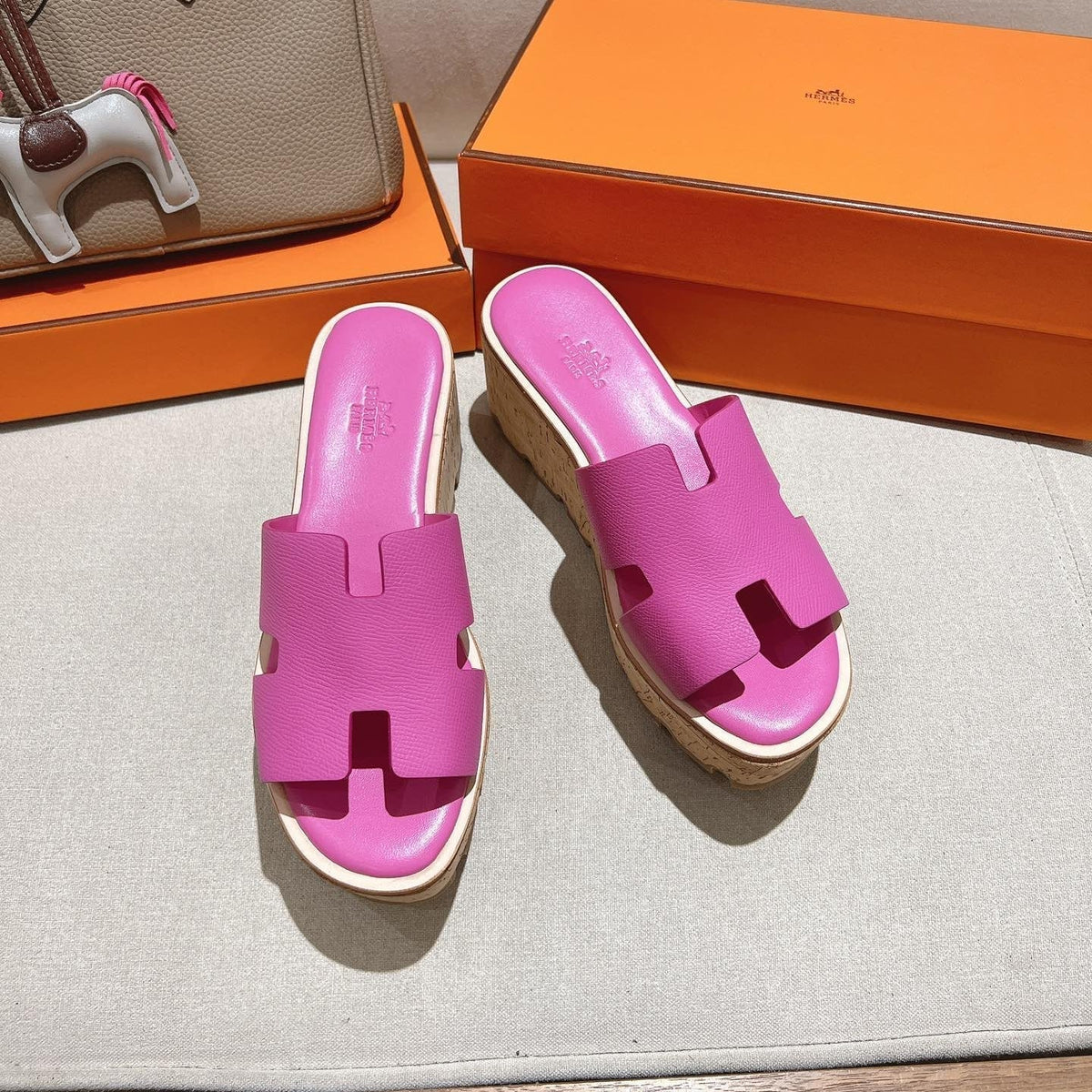 HM 25S HIGH WEDGE SANDALS IN PINK LAMBSKIN STYLE 24