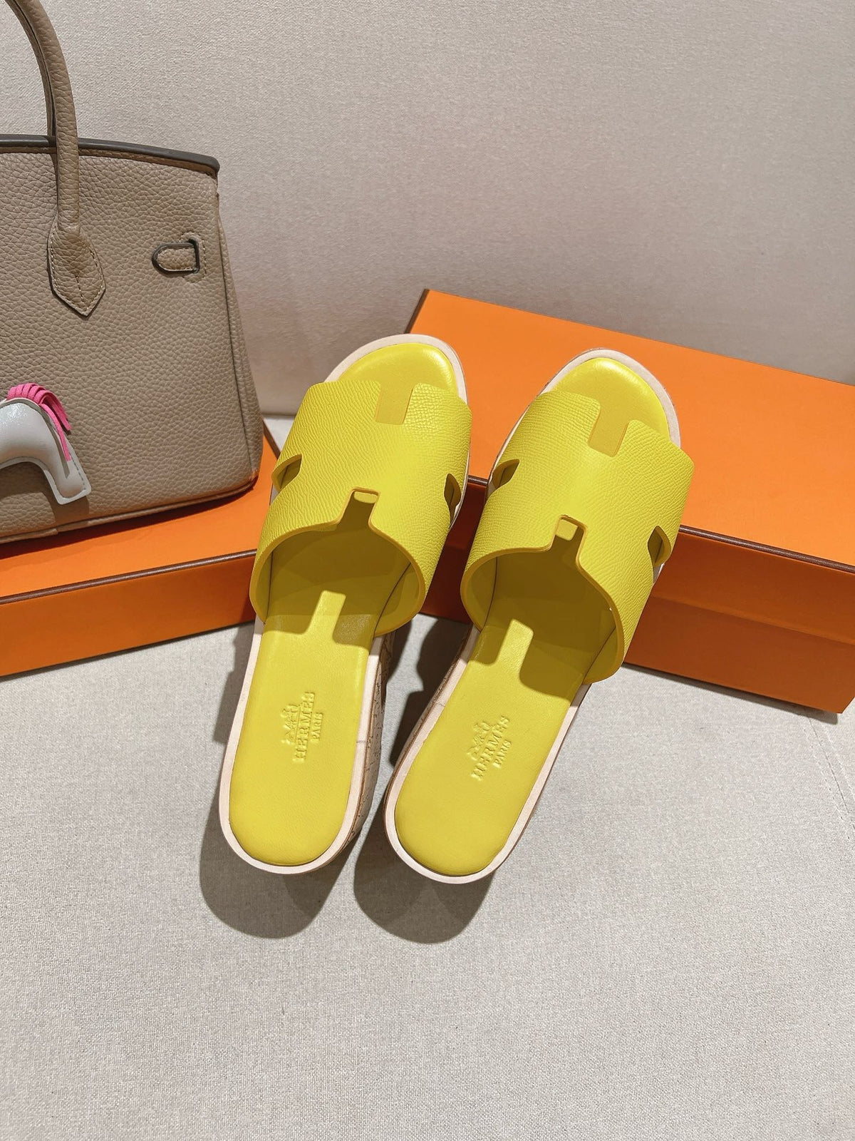 HM 25S HIGH WEDGE SANDALS IN YELLOW LAMBSKIN STYLE 26