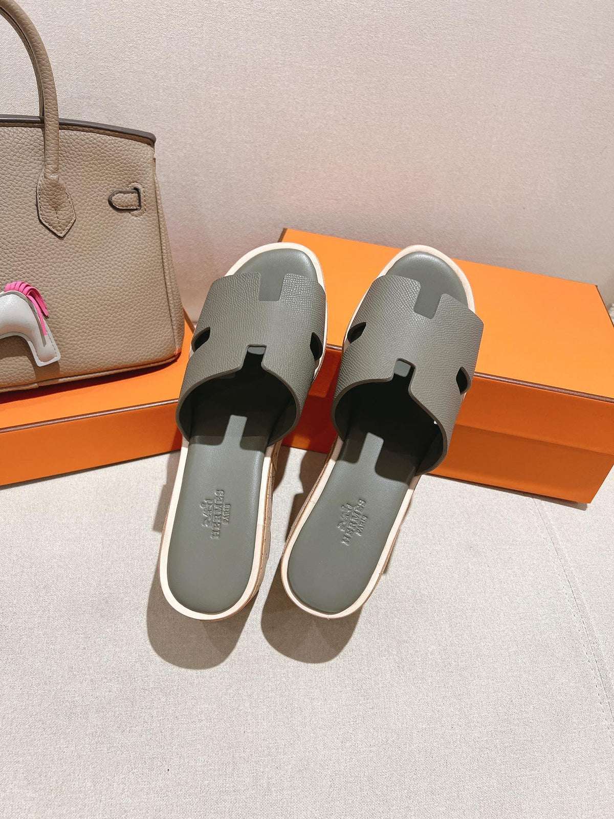 HM 25S HIGH WEDGE SANDALS IN DARK GREY LAMBSKIN STYLE 11