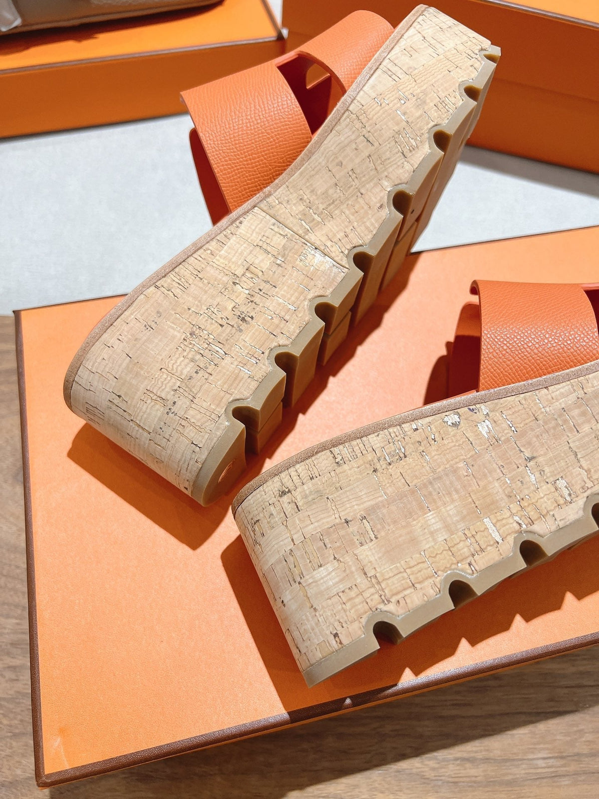 HM 25S HIGH WEDGE SANDALS IN ORANGE LAMBSKIN STYLE 4