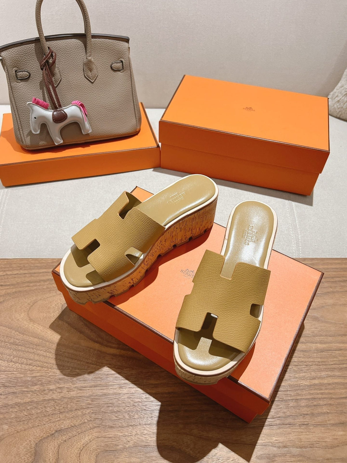 HM 25S HIGH WEDGE SANDALS IN LIGHT BROWN LAMBSKIN STYLE 2